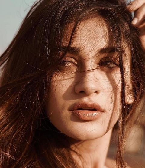 Aditi Arya facts