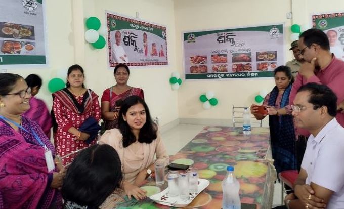 Ananya Das IAS professional career