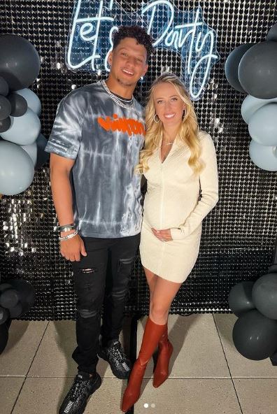 Brittany Mahomes Wiki, Age, Height, Net Worth, Husband, Kids, Parents, Biography & More 10 Brittany is the wife of Patrick Mahomes II