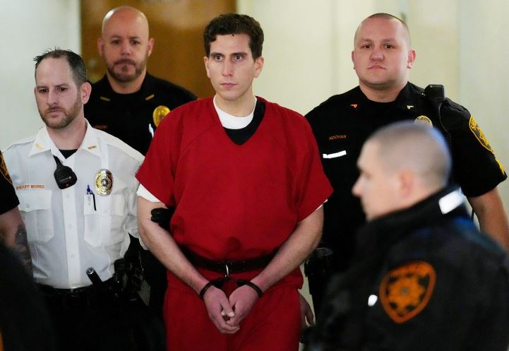 Who is Bryan Kohberger? Wiki, Biography, Age, Girlfriend, Parents, Crime Charges, Sentance & More 3 Bryan Kohberger arrest