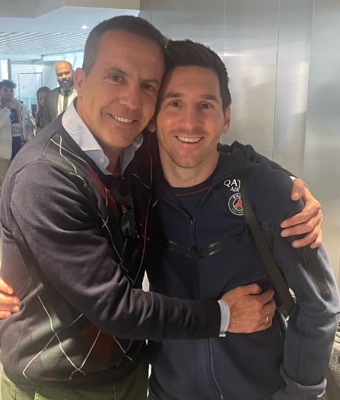 Cristobal Soria Wiki, Age, Wife, Kids, Family, Net worth, Messi & Facts 8 Cristobal is a football sportscaster