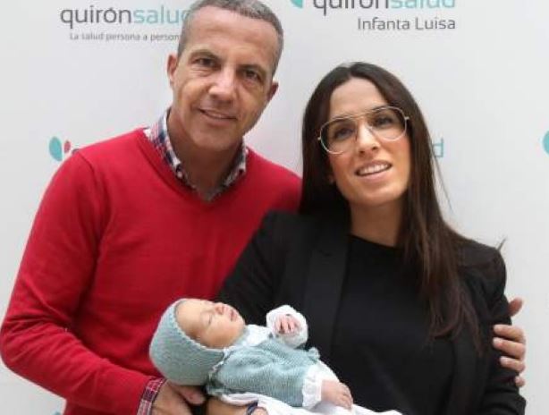 Cristobal Soria Wiki, Age, Wife, Kids, Family, Net worth, Messi & Facts 6 Cristobal with his wife and child
