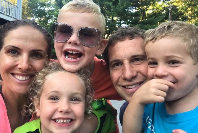 Emily Clarke Wiki, Age, Kids, Maiden Name, Husband, Net worth, Career & Facts About Mat Ishbia's Wife 7 Emily with her family