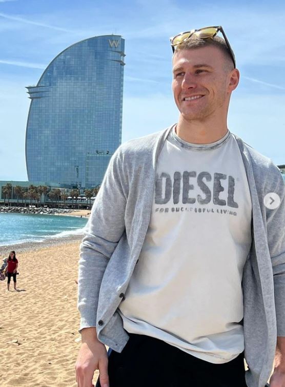 Georgian Cimpeanu (Kickboxer) Wiki, Age, Girlfriend, Height, MMA Stats, Parents, Photo, Net worth & More 2 Georgian Cimpeanu wiki
