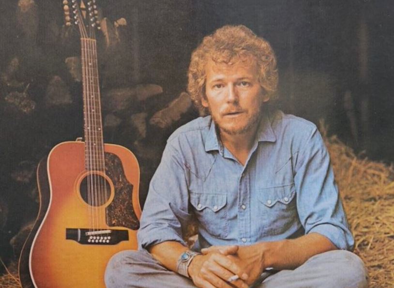 Elizabeth Moon Wiki: Gordon Lightfoot's Ex-Wife, Age, Family, Kids, Biography & More 6 Gordon Lightfoot died at the age of 84