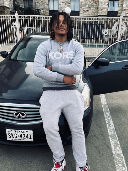 Jaden Hullaby Wiki, Age, Birthday, Girlfriend, Texas, Stats, Net worth & More 9 Jaden Hullaby net worth