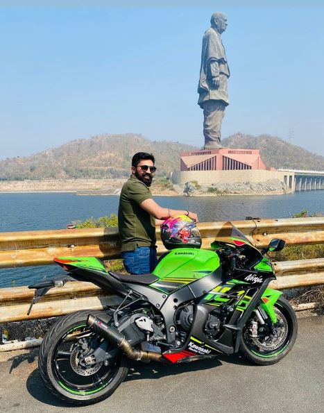 Who is Jay Gandhi? Meet Vaibhavi Upadhyaya's Fiance 8 Jay Gandhi is an avid biker