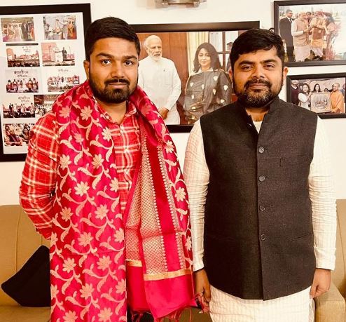 Manish Kashyap (Son of Bihar) Wiki, Age, Latest News, Wife, Parents, Net worth & More 8 Manish Kashyap is also a politician