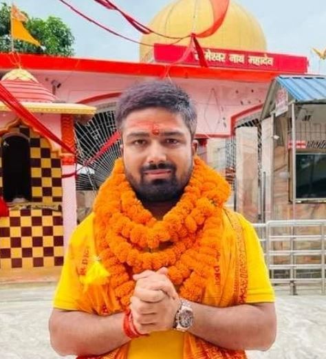 Manish Kashyap (Son of Bihar) Wiki, Age, Latest News, Wife, Parents, Net worth & More 2 Manish Kashyap wiki