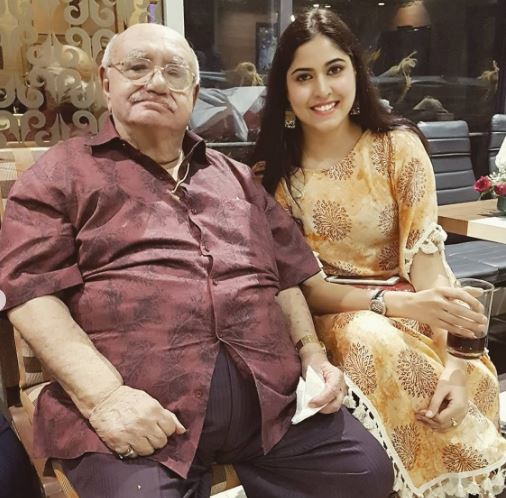 Monika Bhadoriya Wiki, Husband, Height, Age, Family, Net Worth, Biography & More 2 Monika with her grandfather