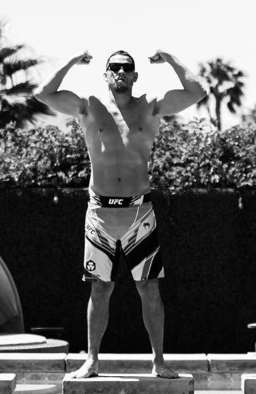 Nate Diaz Height, Weight, Age, Net Worth, Wife, Family, Fight Stats, Biography & More 7 Nate Diaz height