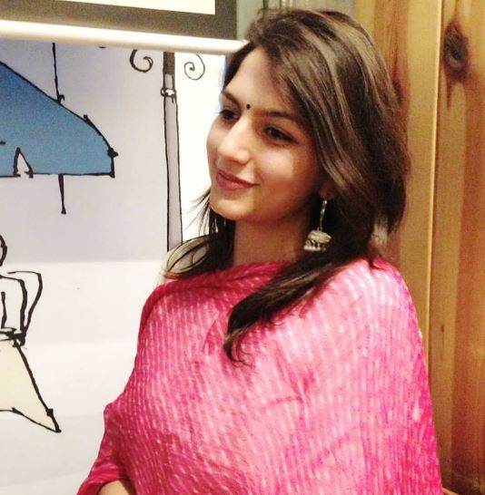 Pari Bishnoi (IAS) Biography, Age, Wiki, Husband, Parents, Education, Salary & More 2 Pari Bishnoi IAS career