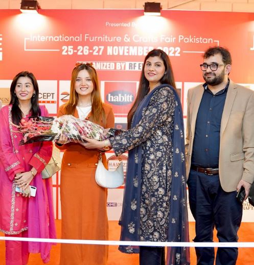 Rabeeca Khan: Age, Height, Wiki, Birthday, Parents, Siblings, Boyfriend, Biography & More 10 Rabeeca Khan professional career