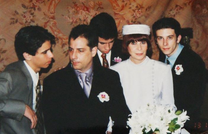Roberto de Carvalho Wiki (Rita Lee's Husband) Age, Net Worth, Family, Kids, Biography & More 7 Roberto de Carvalho family
