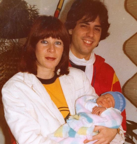 Roberto de Carvalho Wiki (Rita Lee's Husband) Age, Net Worth, Family, Kids, Biography & More 12 Roberto's old photo with his wife