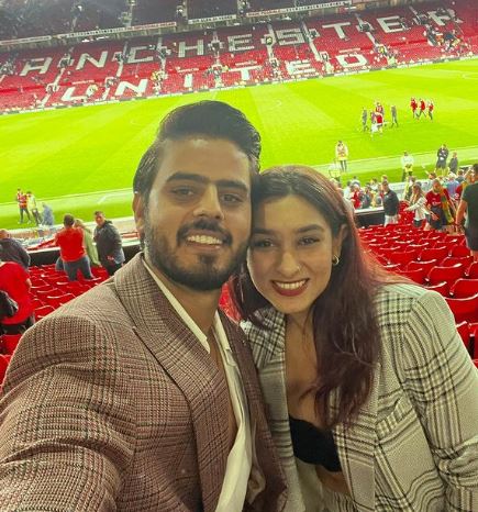 Saachi Marwah Wiki (Nitish Rana's Wife), Age, Family, Husband, Biography & More 9 Saachi with her husband Nitish Rana