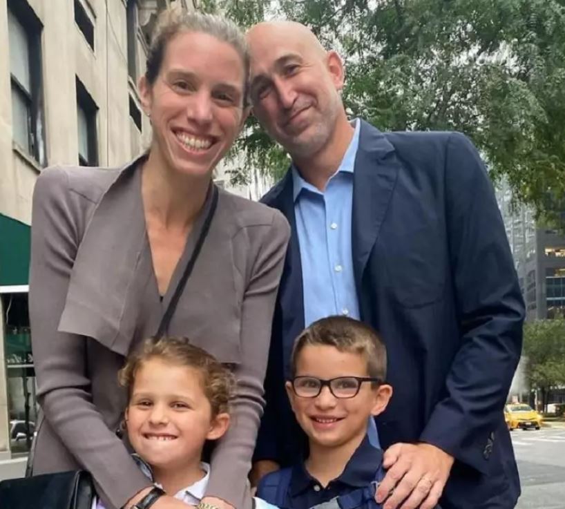 Alissa Heinerscheid (Bud Light) Wiki, Age, Husband, Family, Salary, Net Worth, Biography & More 10 Alissa Heinerscheid wikipedia