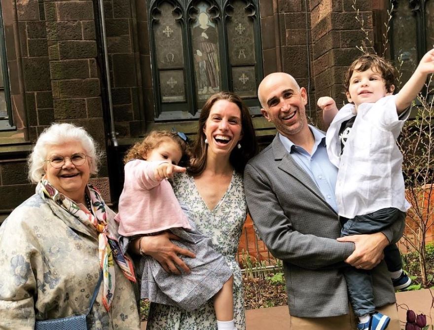Alissa Heinerscheid (Bud Light) Wiki, Age, Husband, Family, Salary, Net Worth, Biography & More 3 Alissa with her family