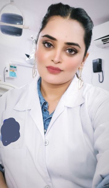 Bebika Dhurve Parents, Siblings, Height, Weight, Birthday, Wiki, Boyfriend, Biography & More 8 Bebika Dhurve is a dental surgeon