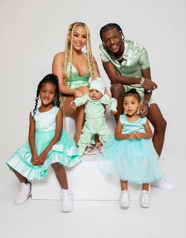 D.C. Young Fly Wiki, Biography, Wife, Kids, Age, Height, Net Worth, Family & More 4 D.C. Young with his family