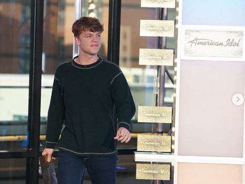 Dawson Wayne (Singer) Wiki, Biography, Age, Family, Girlfriend, Height, Songs & More 2 Dawson Wayne in American Idol