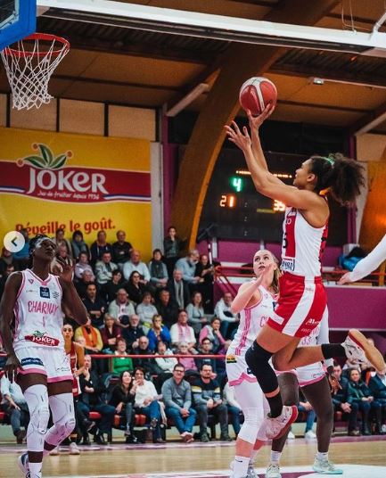 Eve Wembanyama (Victor Wembanyama's Sister) Wiki, Age, Height, Family, Boyfriend, Biography & More 5 Eve Wembanyama is a basketball player