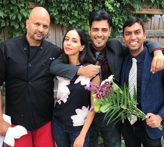 Gia Sandhu (Actress) Wiki, Biography, Age, Boyfriend, Height, Parents, Nationality & More 7 Gia and her friends