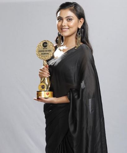 Idhika Paul Wiki, Biography, Age, Height, Boyfriend, Family, Net Worth & More 10 Idhika Paul wiki