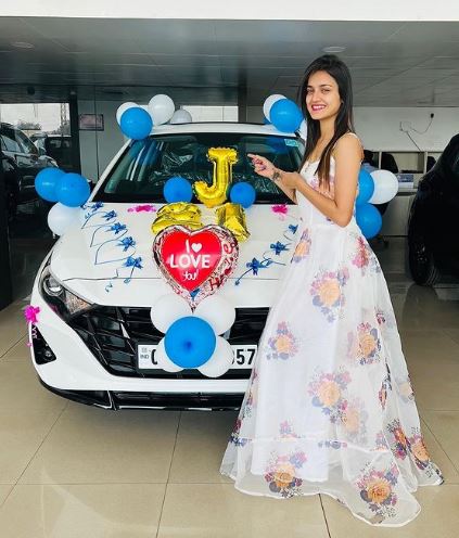 Jasmine Rath car