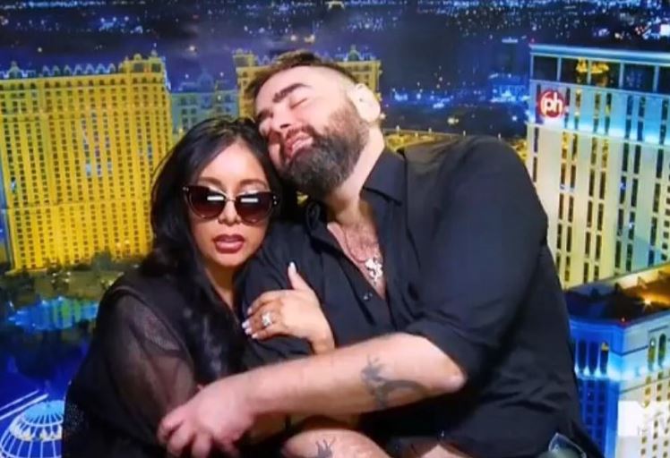 Joey Camasta (Comedian) Wiki, Biography, Age, Net Worth, Boyfriend, Parents, Height & Facts 2 Joey with his best friend Snooki