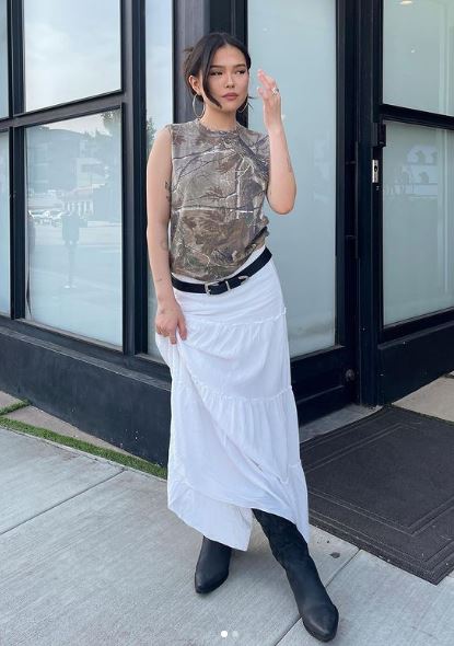 Lisa Yamada (Actress) Wiki, Age, Height, Boyfriend, Ethnicity, Parents, Biography & More 8 Lisa Yamada height