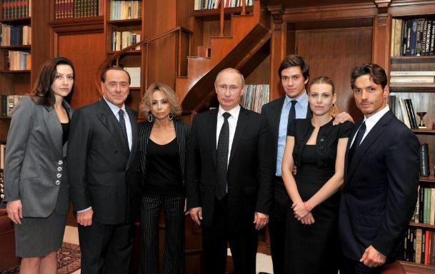 Luigi Berlusconi (Silvio Berlusconi's Son) Wiki, Age, Wife, Net worth, Parents, Career, Kids & Facts 6 Luigi Berlusconi and his family