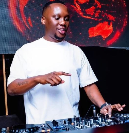 Mo Flava Biography, Wiki, Wife, Children, Age, Family, Net Worth, Songs & More 4 Mo Flava is a professional DJ