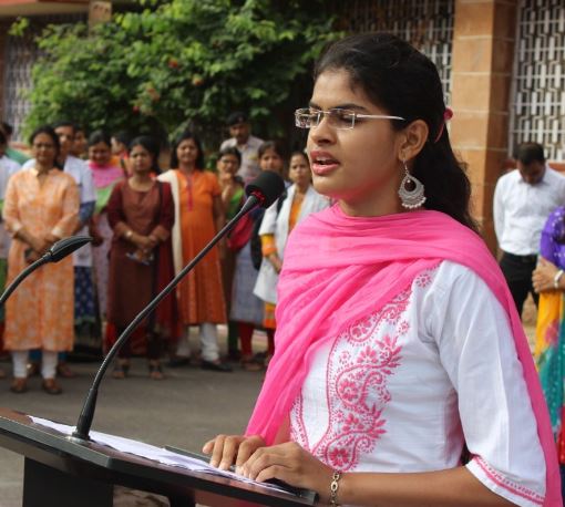 Mudita Sharma (IAS) Wiki, Age, Birthday, Boyfriend, Parents, Salary, UPSC Biography & Facts 12 Mudita Sharma biography