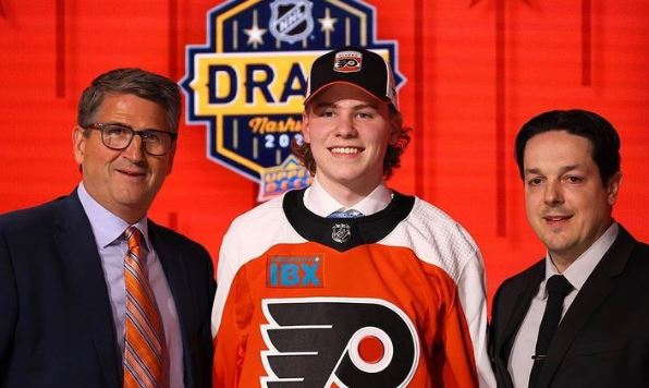 Oliver Bonk Height, Weight, Age, Parents, Girlfriend, Net worth, Biography, Wiki & More 8 Oliver Bonk selected by NHL Draft 2023