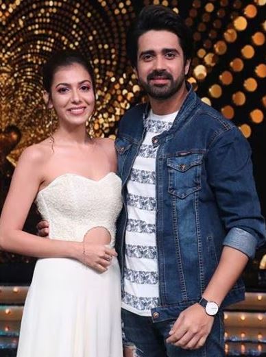Palak Purswani (Bigg Boss) Biography, Wiki, Age, Boyfriend, Parents, Husband, Height & More 10 Palak Purswani and Avinash Sachdev