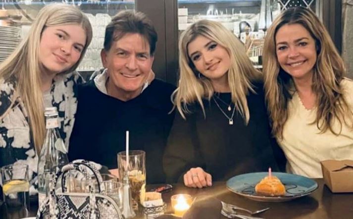 Sami Sheen Wiki, Age, Net Worth, Height, Parents, Boyfriend, Biography & More 3 Sami with her family