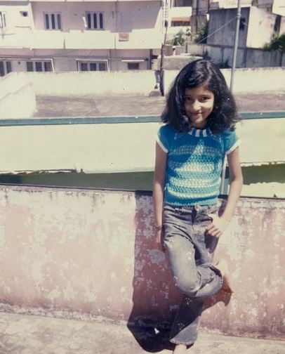 Meetha Raghunath Wiki, Biography, Age, Height, Family, Caste, Boyfriend & More 2 An old photo of Meetha