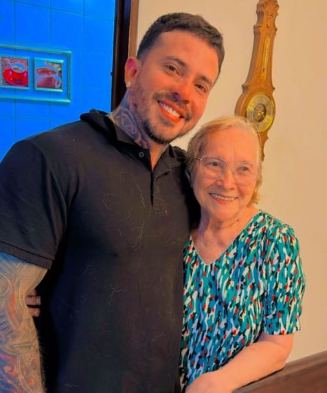 Arthur O Urso with his grandmother