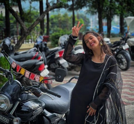 Arti Chaudhary: Wiki, BIO, Age, Height, Family, Boyfriend, Net Worth & More 7 Arti Chaudhary wiki