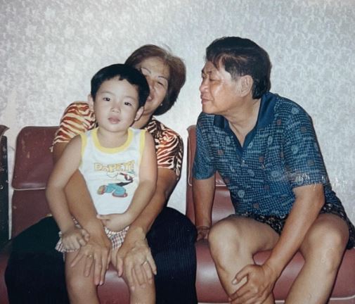 Who is Kevin Leonardo? Wiki, Biography, Age, Family, Net Worth, Girlfriend, Height & More 2 Childhood photo of Kevin with his grandparents