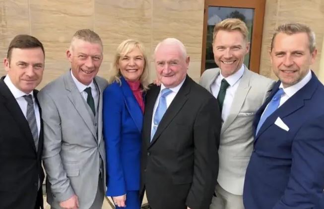 Ciaran Keating Wiki (Ronan Keating Brother), Age, Bio, Wife, Family, Net Worth & More 5 Ciaran Keating with family