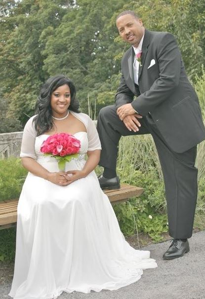 Craig Henriques (Elise Finch’s Husband) Wiki, Age, Net worth, Business, Daughter, Family & More 4 Craig Henriques and Elise Finch's wedding photo