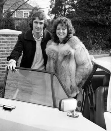 Helen Francis wiki