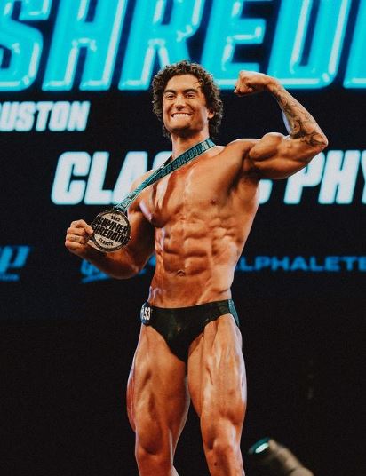 Jesse James West Age, Height, Weight, Biography, Wiki, Workout, Family, Girlfriend & More 11 Jesse James West is a fitness trainer