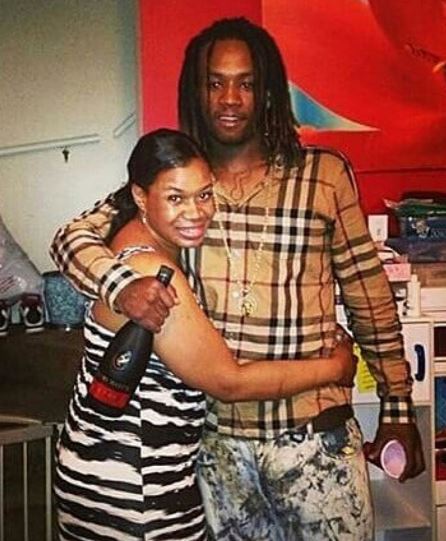King Lil Jay Age, Height, Net Worth, Wife, Biography, Wiki, Family, Girlfriend & More 7 King Lil Jay with his wife