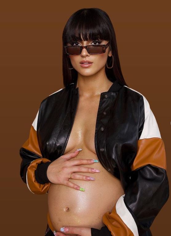 Lenna Vivas is pregnant