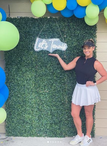 Who is Lindsay Shiver? Wiki, Biography, Age, Husband, Children, Family & More 5 Lindsay Shiver wiki
