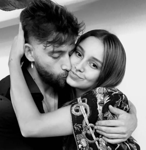 Pablo Tamagnini Wiki, Biography, Age, Height, Girlfriend, Family, Songs & More 9 Pablo Tamagnini with his daughter Mara Tamagnini