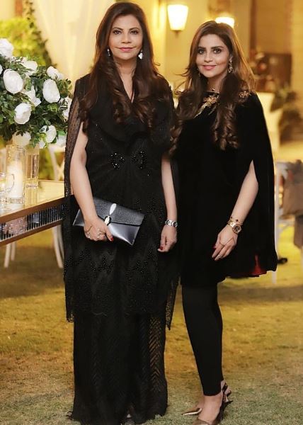 Sana and her sister Samina